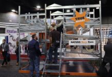 Big Dutchman presenta la voliera Natura Nova Barn