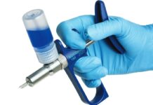 fullpox™ 185: il nuovo standard. Una siringa innovativa introdotta nella lotta contro il vaiolo aviario fullpox-185 Socorex
